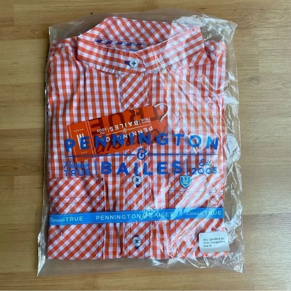 Pennington Bailes Women’s Orange & White Check Top Size Medium NWT